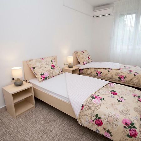 Apartments Put Plokita Smilja Split Ngoại thất bức ảnh