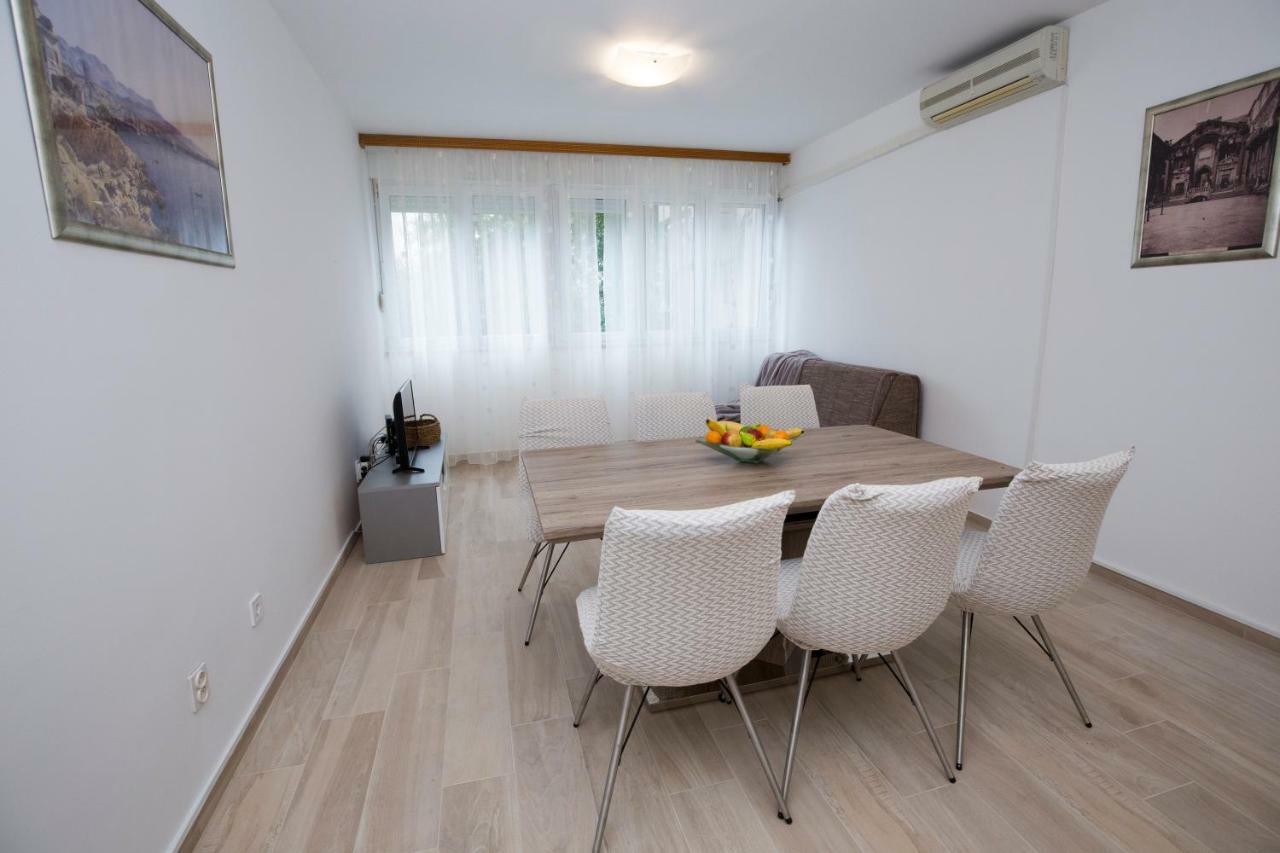 Apartments Put Plokita Smilja Split Ngoại thất bức ảnh