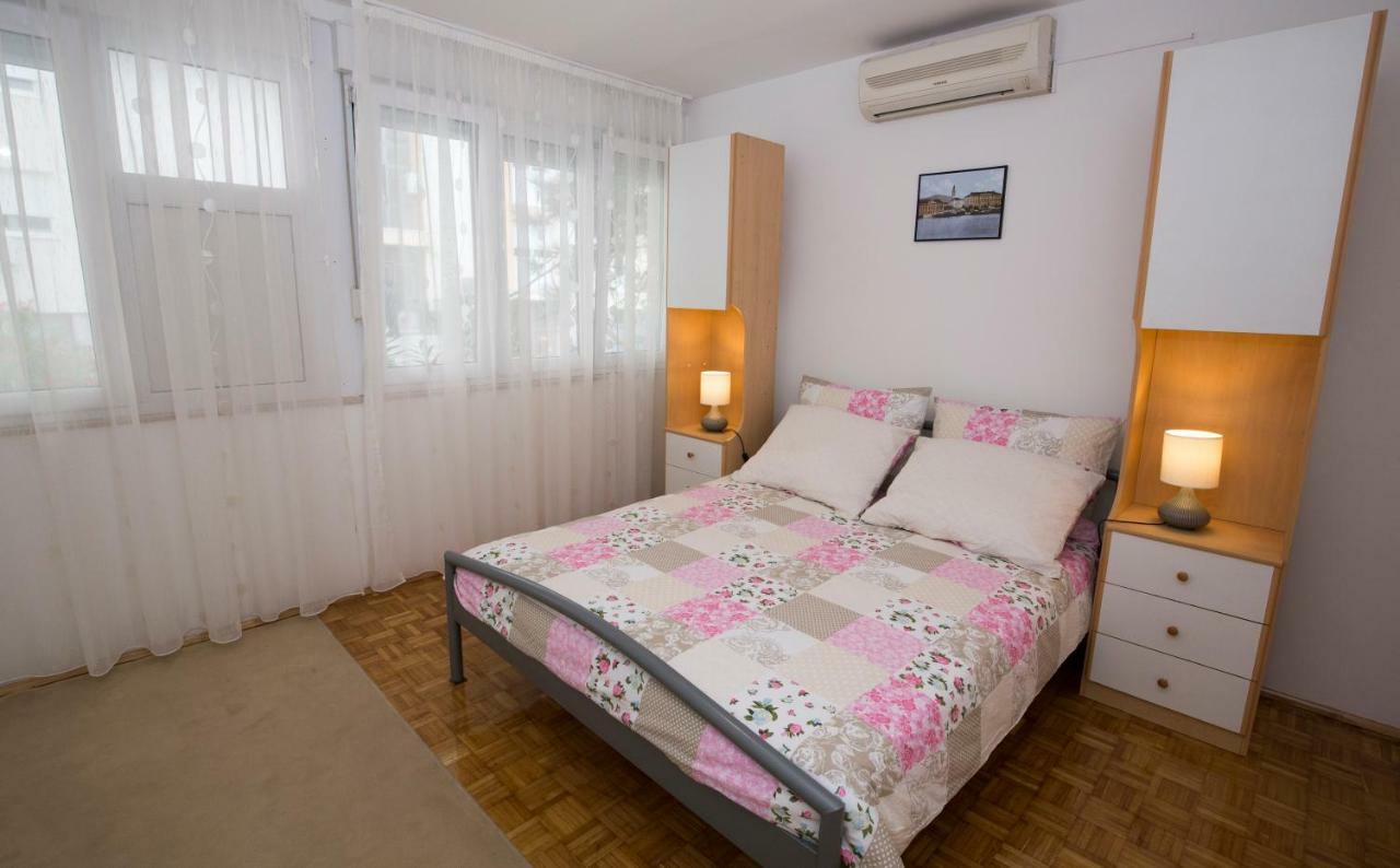 Apartments Put Plokita Smilja Split Ngoại thất bức ảnh