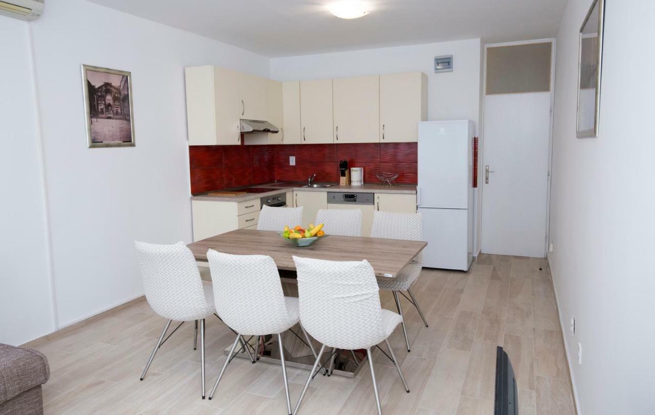 Apartments Put Plokita Smilja Split Ngoại thất bức ảnh